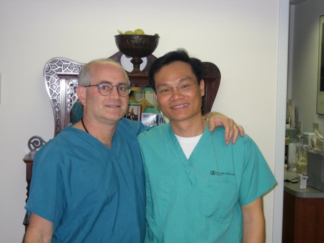 Dr Jeff Dorfman with Columbia dental student, Cuong Nguyen.
